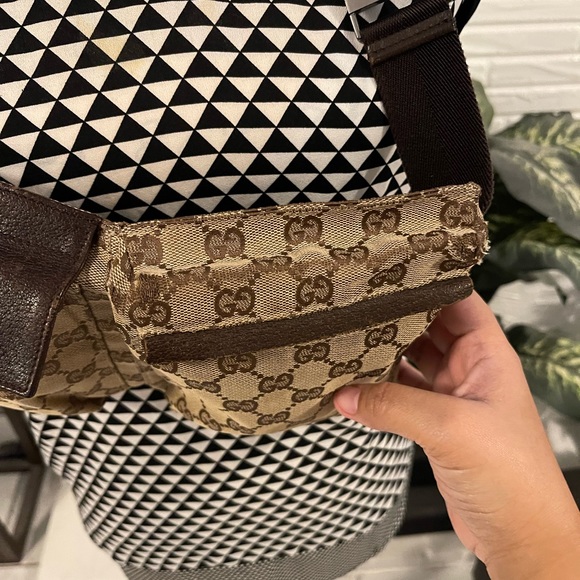 ❌❌SOLD❌❌AUTHENTIC GUCCI BELTBAG - Picture 10 of 12